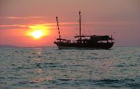Jonk Cruise zeil van Krabi naar Phuket ZEILEN