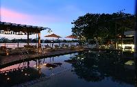 Riva Surya Bangkok hotel aan de rivier