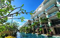 Phuket Graceland Resort aan het strand